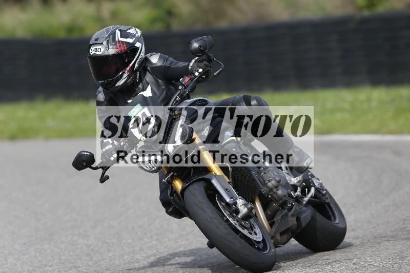 /53 16.09.2025 Track Day Domi Aegerter ADR/Gruppe gruen/74